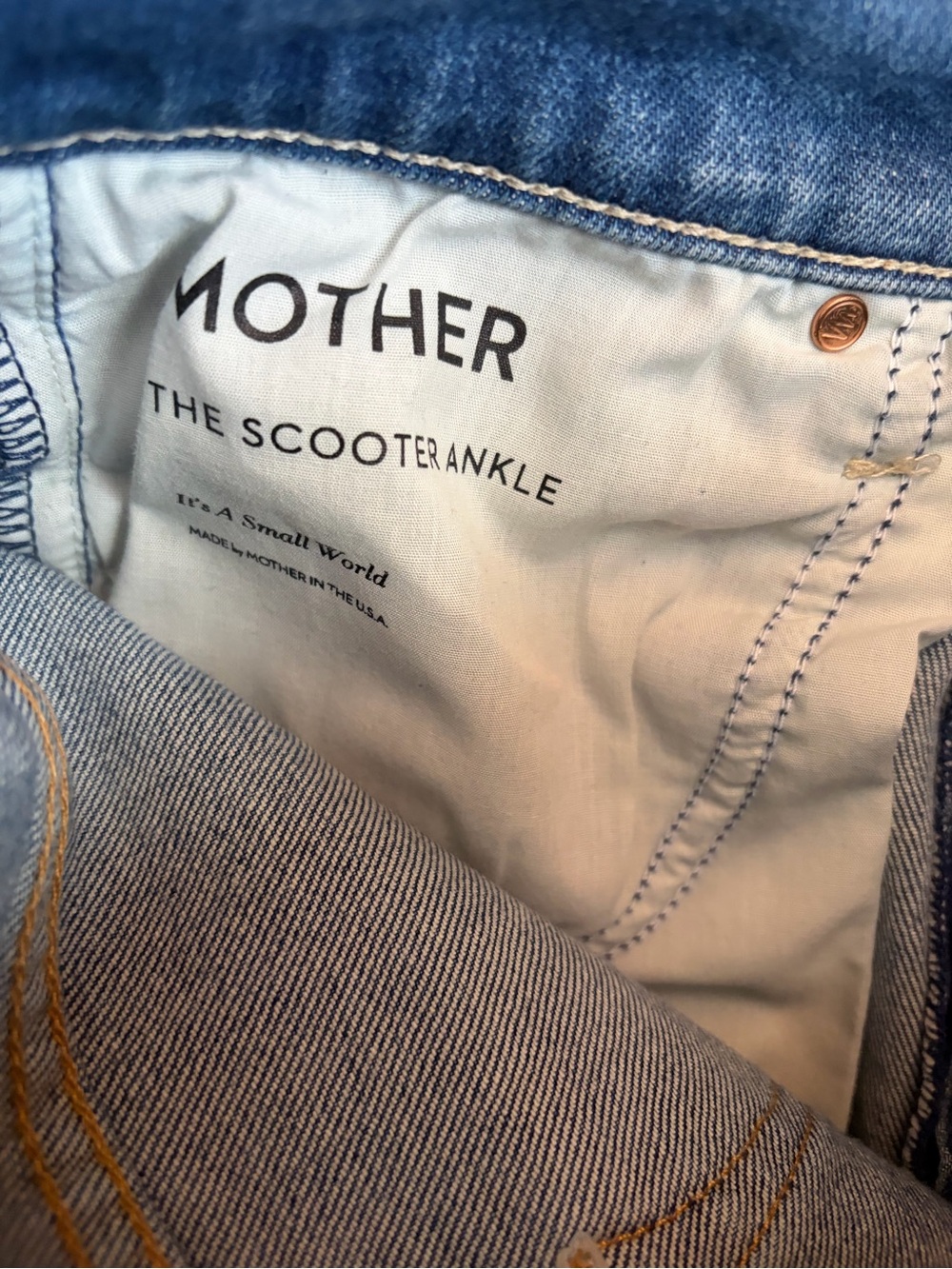 MOTHER Light Blue Denim Jeans - Size 25 - Picture 5 of 5